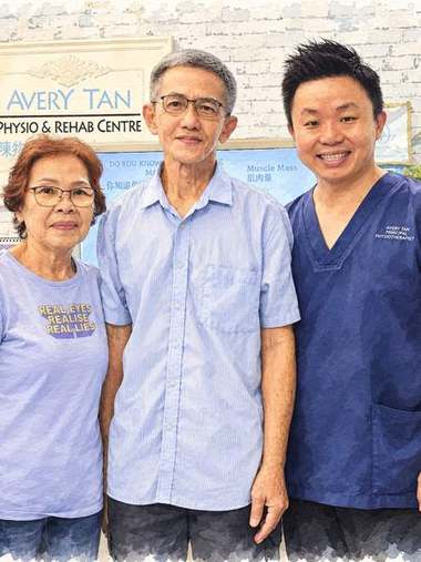 A client with their physiotherapist